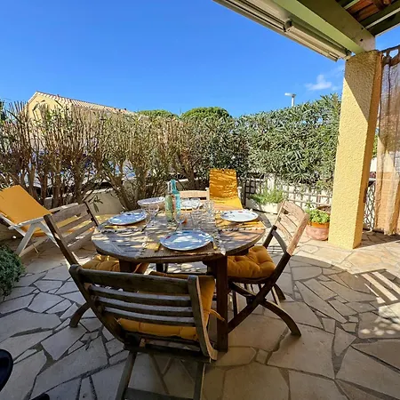 Holiday home Duplex Renove Confort Avec Terrasse Ensoleillee - A Pied - Boucanet