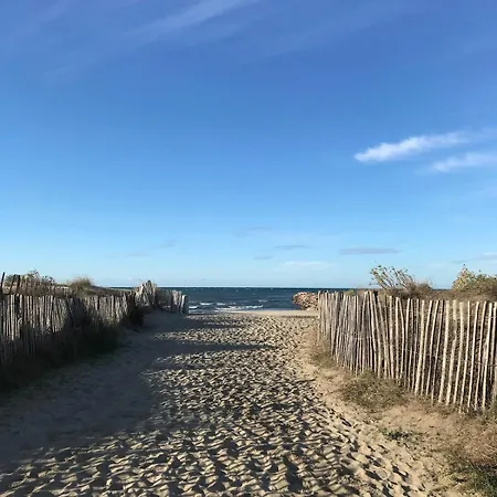 Duplex Renove Confort Avec Terrasse Ensoleillee - A Pied - Boucanet Feriehus Le Grau-du-Roi