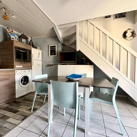 Feriehus Duplex Renove Confort Avec Terrasse Ensoleillee - A Pied - Boucanet *